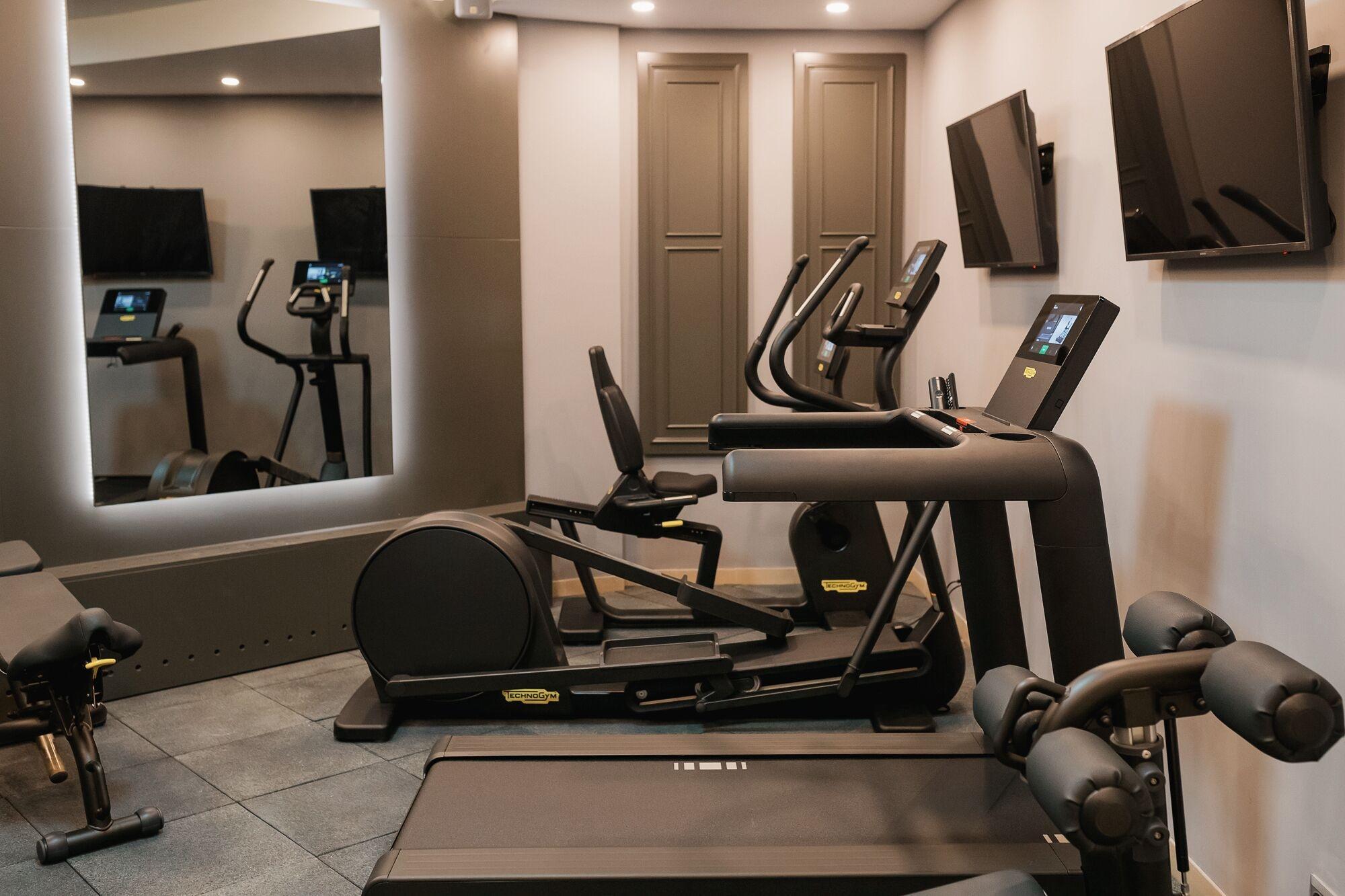 Hotel Royal Park Кишинев Екстериор снимка
